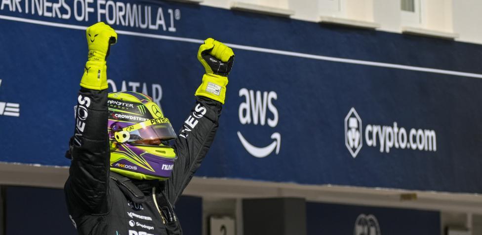 Gran Premio d'Ungheria, Hamilton parte al palo